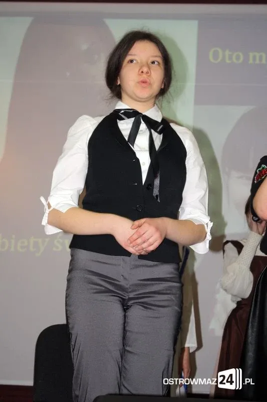 Dzień Kobiet w UTW (zdjęcia)