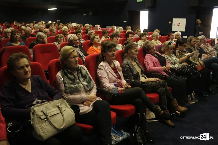 O sławie na wykładzie UTW (zdjęcia)