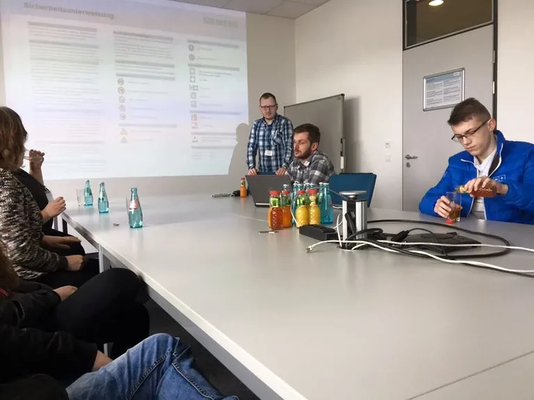 Kolejna grupa "Ekonomika" na zagranicznych praktykach (zdjęcia)