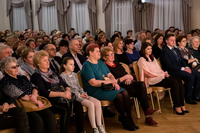Alicja Majewska i Włodzimierz Korcz przed ostrowską publicznością (zdjęcia, wideo)