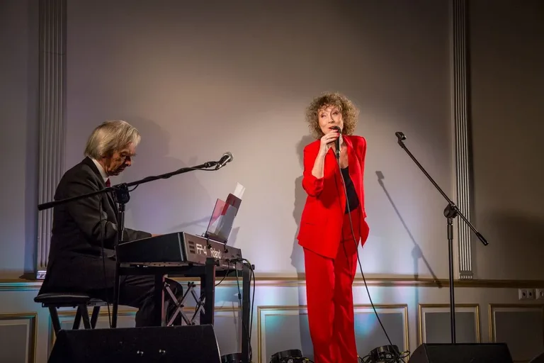 Alicja Majewska i Włodzimierz Korcz przed ostrowską publicznością (zdjęcia, wideo)
