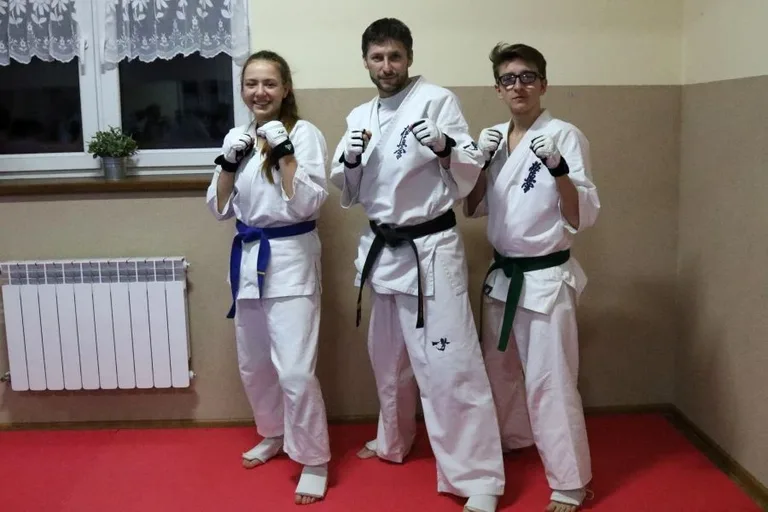 Karatecy BKKK trenowali w Zębie (zdjęcia, wideo)