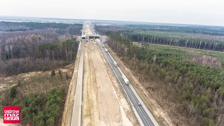 Postęp prac budowy S8 (zdjęcia, wideo)