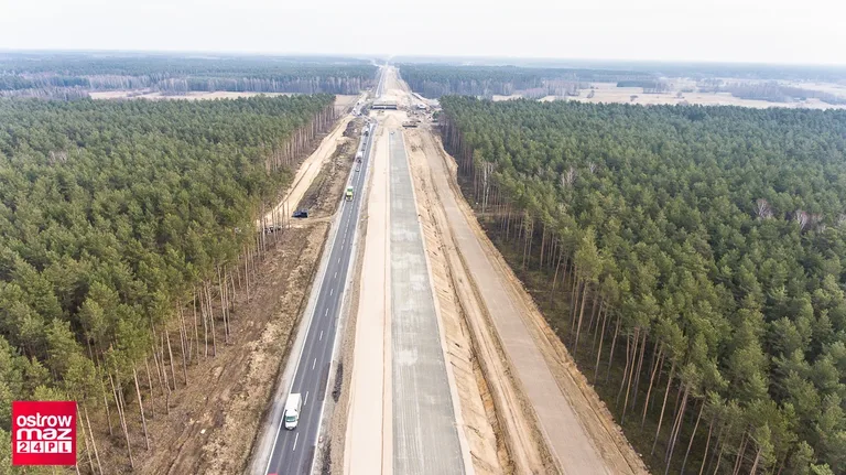Postęp prac budowy S8 (zdjęcia, wideo)
