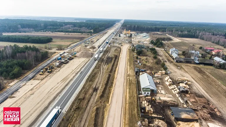 Postęp prac budowy S8 (zdjęcia, wideo)