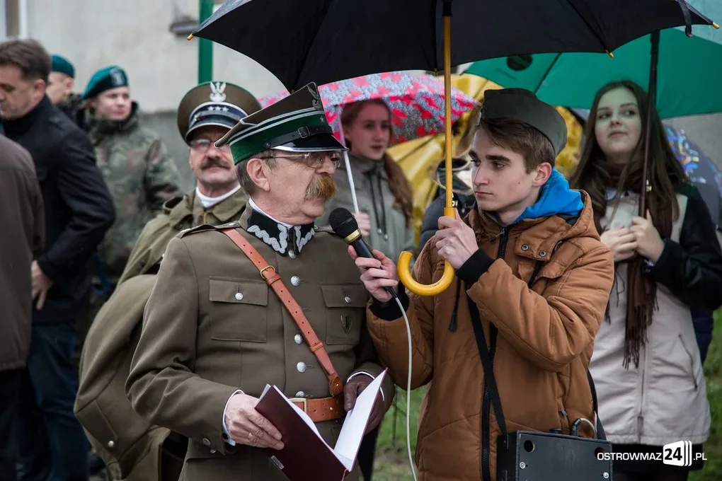Uczcili pamięć ofiar zbrodni katyńskiej (zdjęcia)
