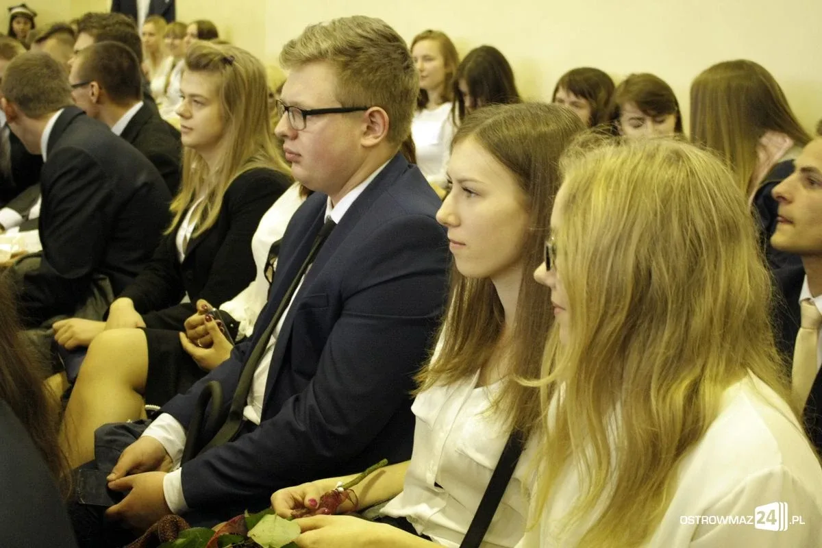 "Ekonomik" pożegnał maturzystów (zdjęcia)
