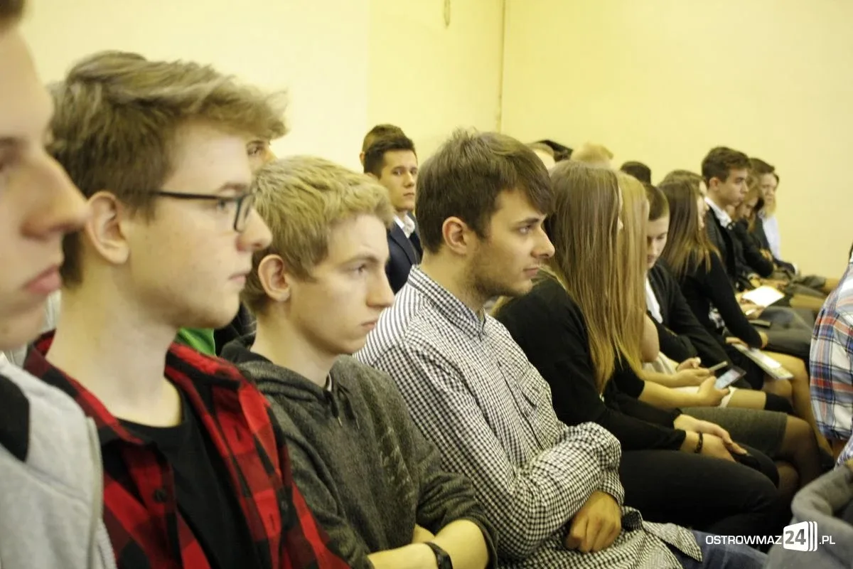 "Ekonomik" pożegnał maturzystów (zdjęcia)
