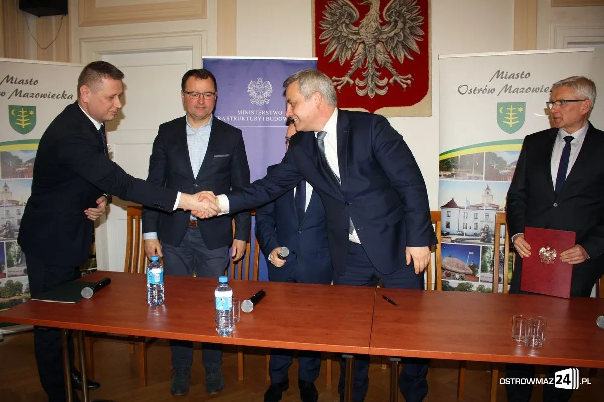 Powstaną dwa węzły na odcinku Ostrów Mazowiecka-Śniadowo