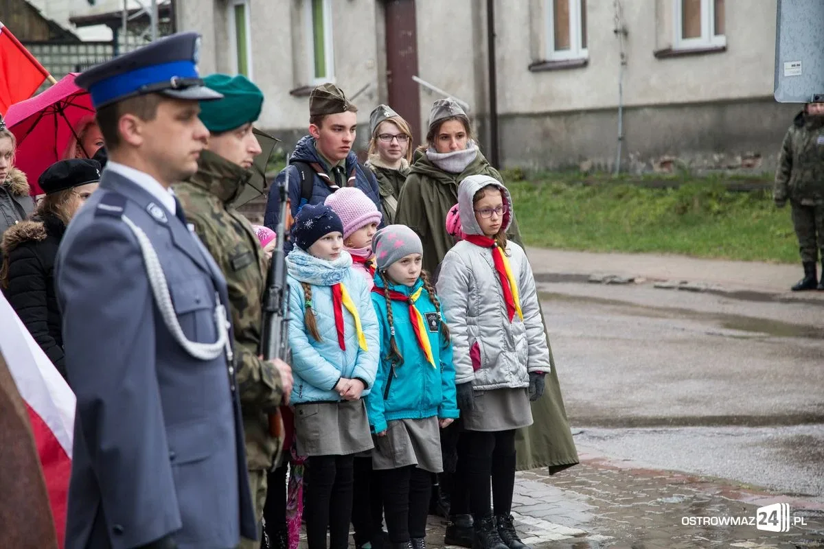 Uczcili pamięć ofiar zbrodni katyńskiej (zdjęcia)