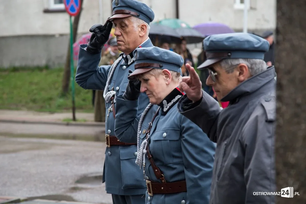 Uczcili pamięć ofiar zbrodni katyńskiej (zdjęcia)