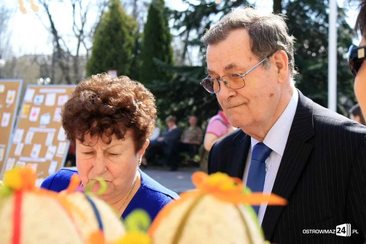 Jarmark Ostrowski wypełnił plac przy ratuszu (zdjęcia)