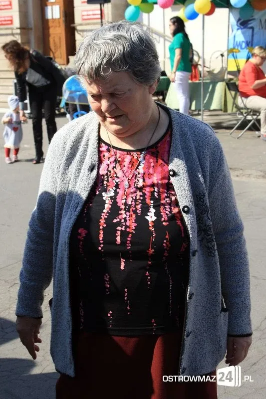 Jarmark Ostrowski wypełnił plac przy ratuszu (zdjęcia)