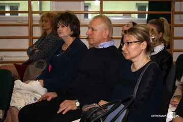 Maturzyści "Rubinka" pożegnali szkolne mury (zdjęcia)