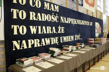 Abiturienci "Kopernika" zakończyli naukę (zdjęcia)