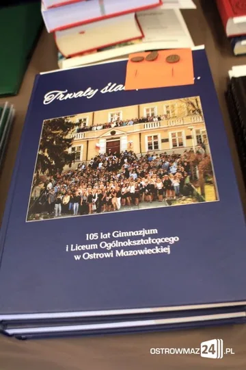 Abiturienci "Kopernika" zakończyli naukę (zdjęcia)