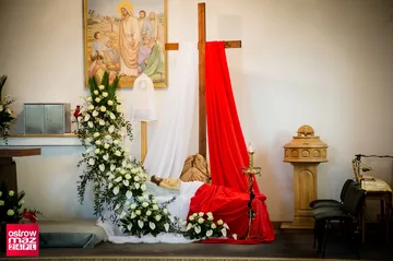 Groby Pańskie w ostrowskich parafiach (zdjęcia)