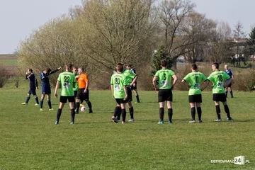 Ostre strzelanie w derbach (zdjęcia, wideo)
