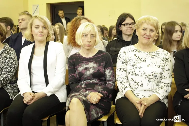 "Ekonomik" pożegnał maturzystów (zdjęcia)
