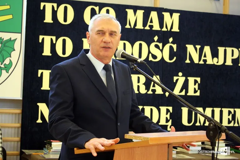 Abiturienci "Kopernika" zakończyli naukę (zdjęcia)