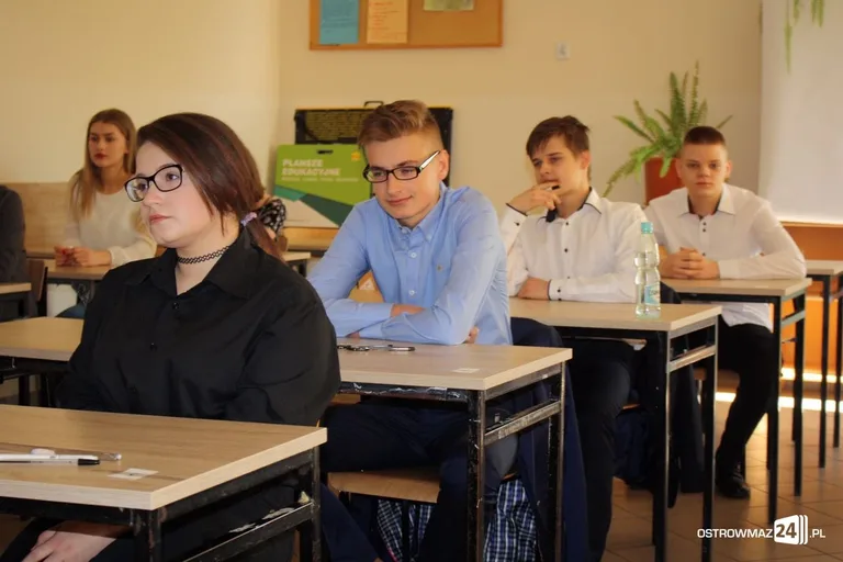 Gimnazjaliści przystąpili do egzaminacyjnego maratonu (zdjęcia)
