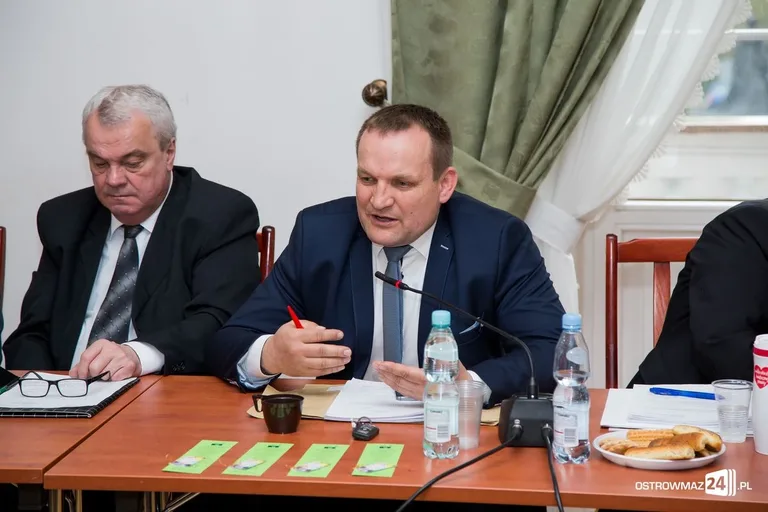 Podsumowania kulturalne i sportowe na sesji rady miasta (zdjęcia)