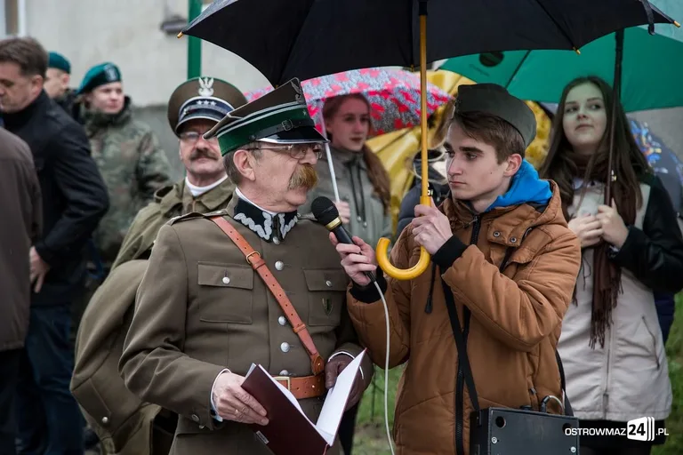 Uczcili pamięć ofiar zbrodni katyńskiej (zdjęcia)