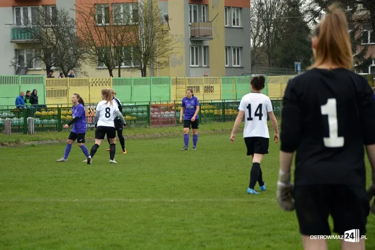 Remis Ostrovii z outsiderem (zdjęcia, wideo)