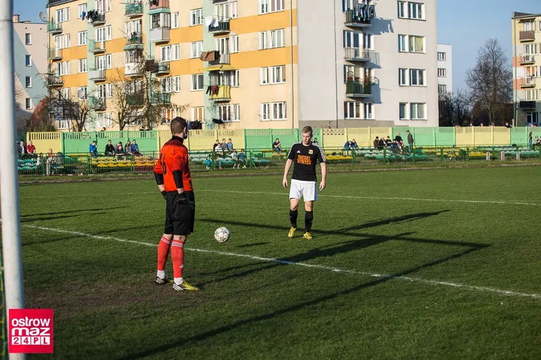 Ostrovia uległa Ożarowiance (zdjęcia, wideo)
