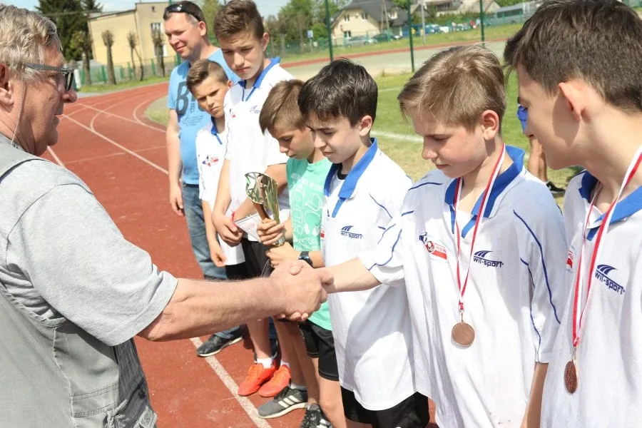 Szkoła Podstawowa w Zarębach Kościelnych z awansem do finałów Mazowsza (zdjęcia, wideo)