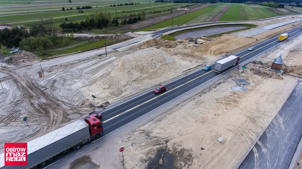 Zdjęcia lotnicze z budowy drogi S8