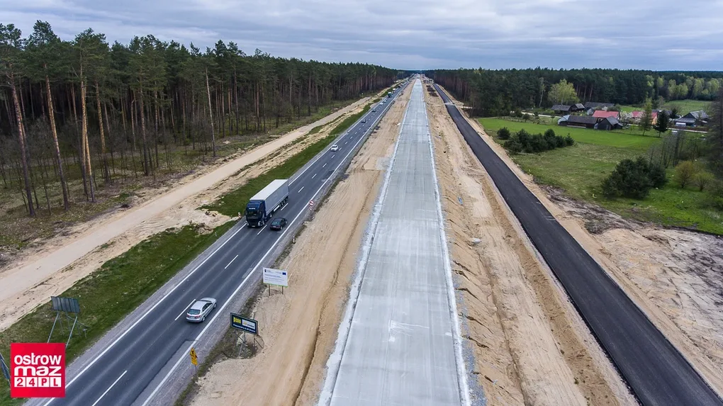 Zdjęcia lotnicze z budowy drogi S8