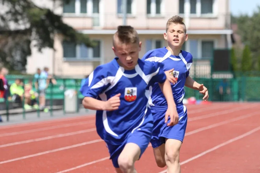 Szkoła Podstawowa w Zarębach Kościelnych z awansem do finałów Mazowsza (zdjęcia, wideo)