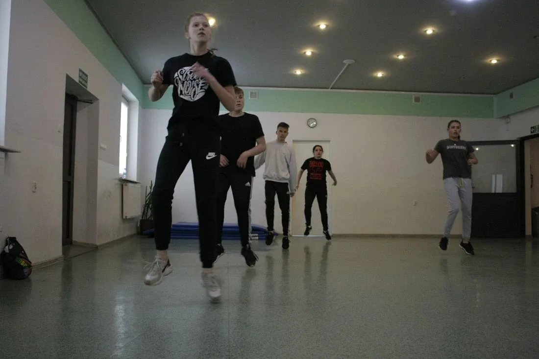 Maciek Pela na warsztatach hip-hop