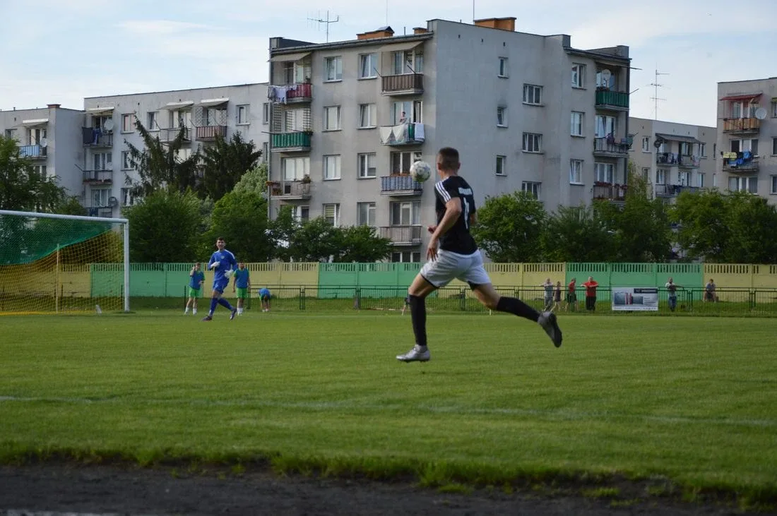 Ostrovia uległa MKS Ciechanów (zdjęcia, wideo)