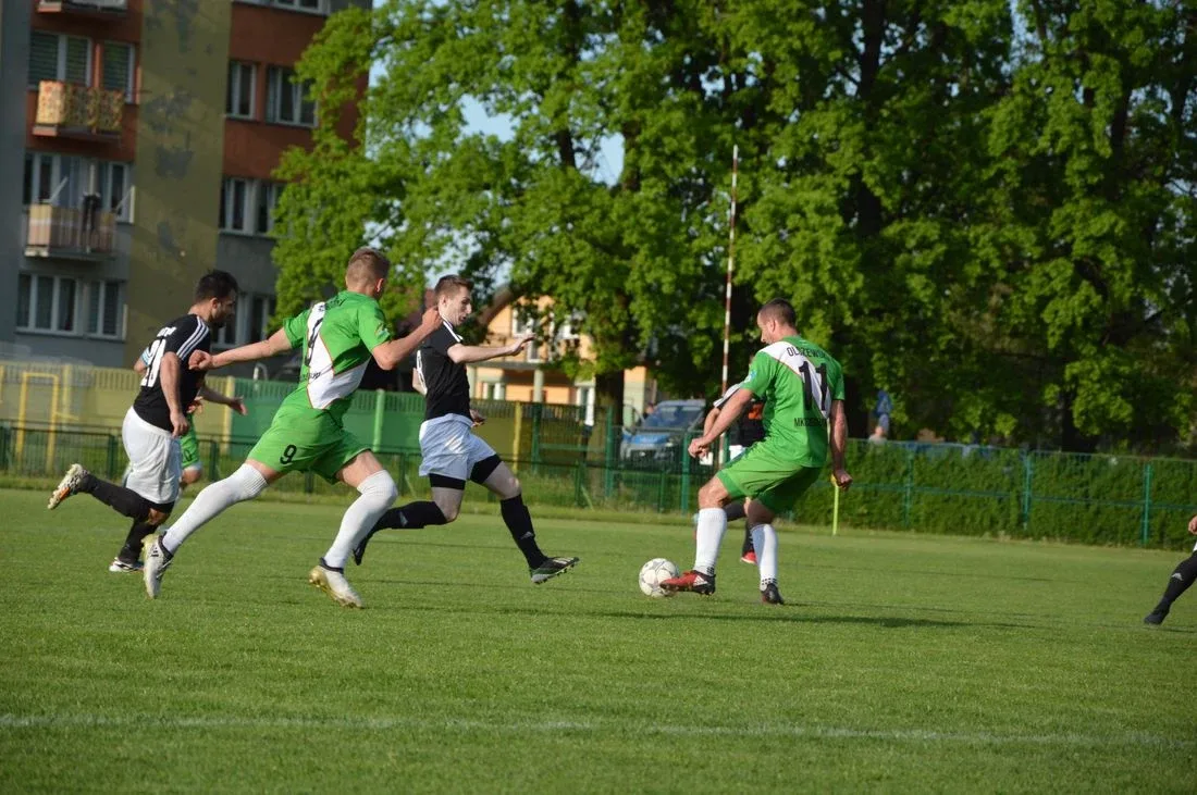 Ostrovia uległa MKS Ciechanów (zdjęcia, wideo)