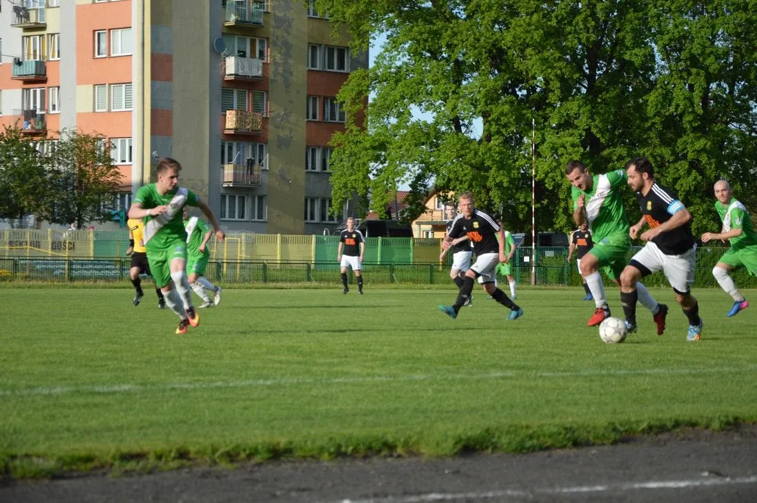 Ostrovia uległa MKS Ciechanów (zdjęcia, wideo)