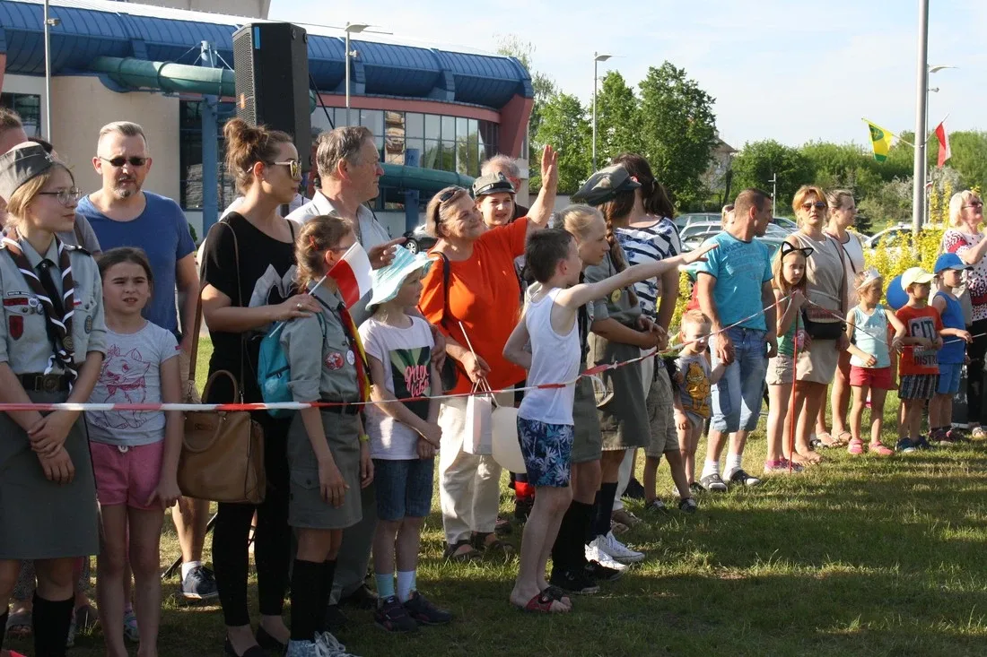 Pokazy jeździeckie kawalerzystów (zdjęcia)
