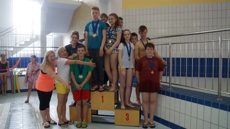 Mistrzostwa Szkoły Podstawowej nr 1 w pływaniu (zdjęcia)