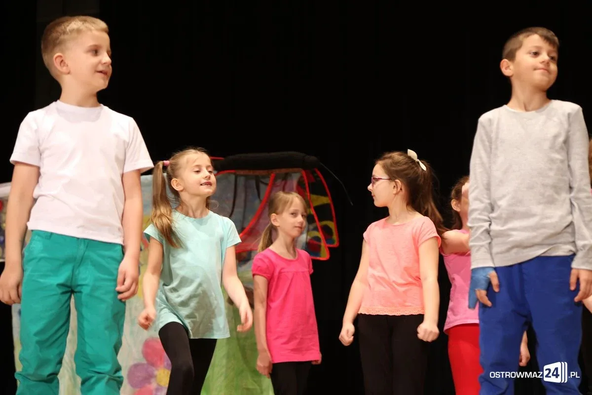 Teatr "Kadra Eli" z ostrowskiej szkoły laureatem festiwalu (zdjęcia, wideo)