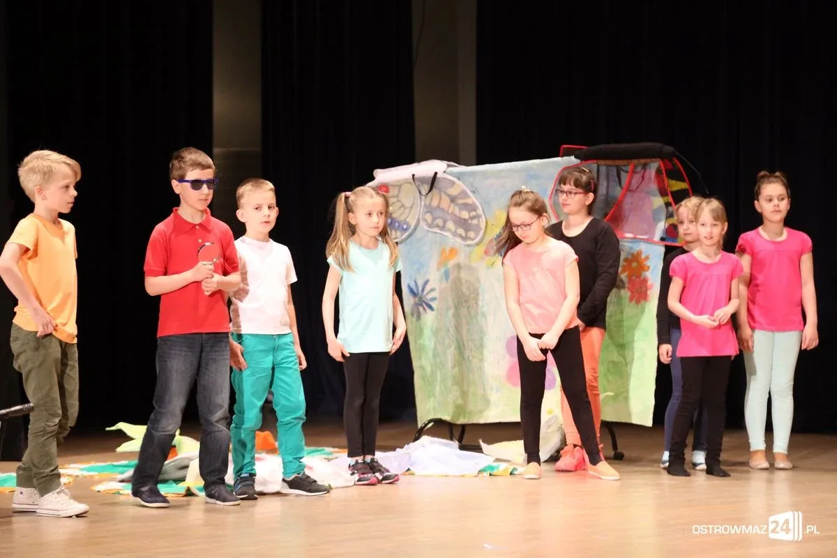 Teatr "Kadra Eli" z ostrowskiej szkoły laureatem festiwalu (zdjęcia, wideo)