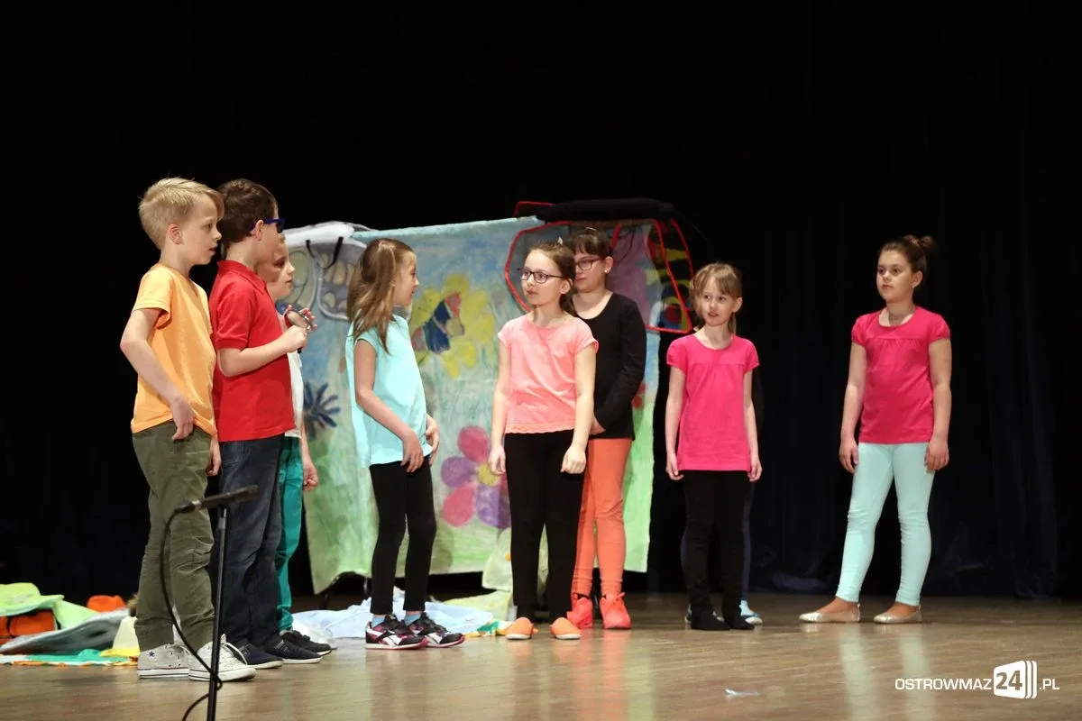 Teatr "Kadra Eli" z ostrowskiej szkoły laureatem festiwalu (zdjęcia, wideo)