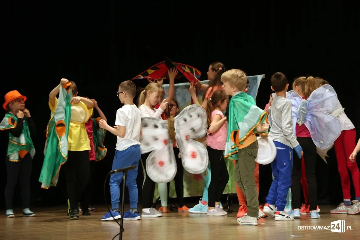Teatr "Kadra Eli" z ostrowskiej szkoły laureatem festiwalu (zdjęcia, wideo)