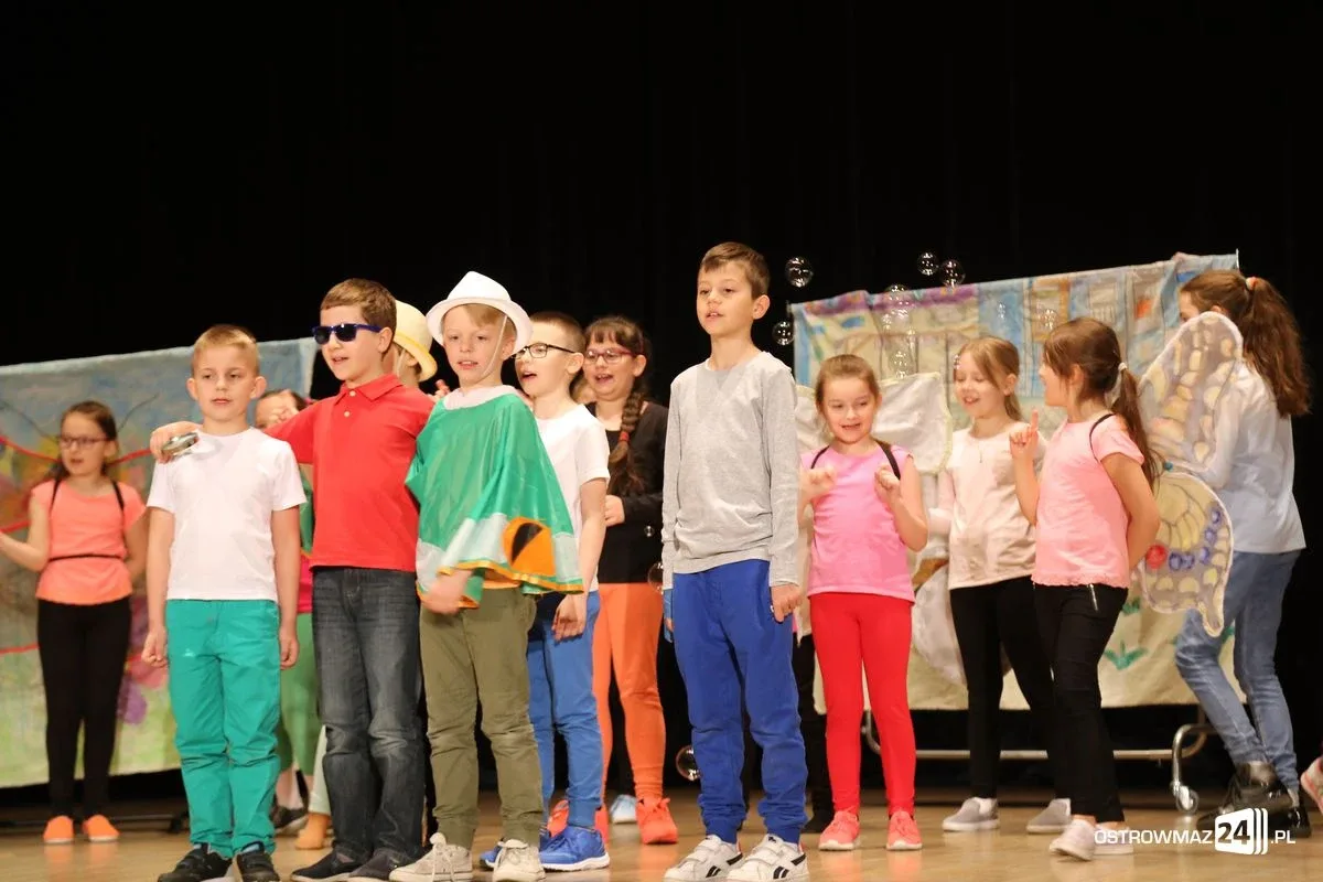 Teatr "Kadra Eli" z ostrowskiej szkoły laureatem festiwalu (zdjęcia, wideo)