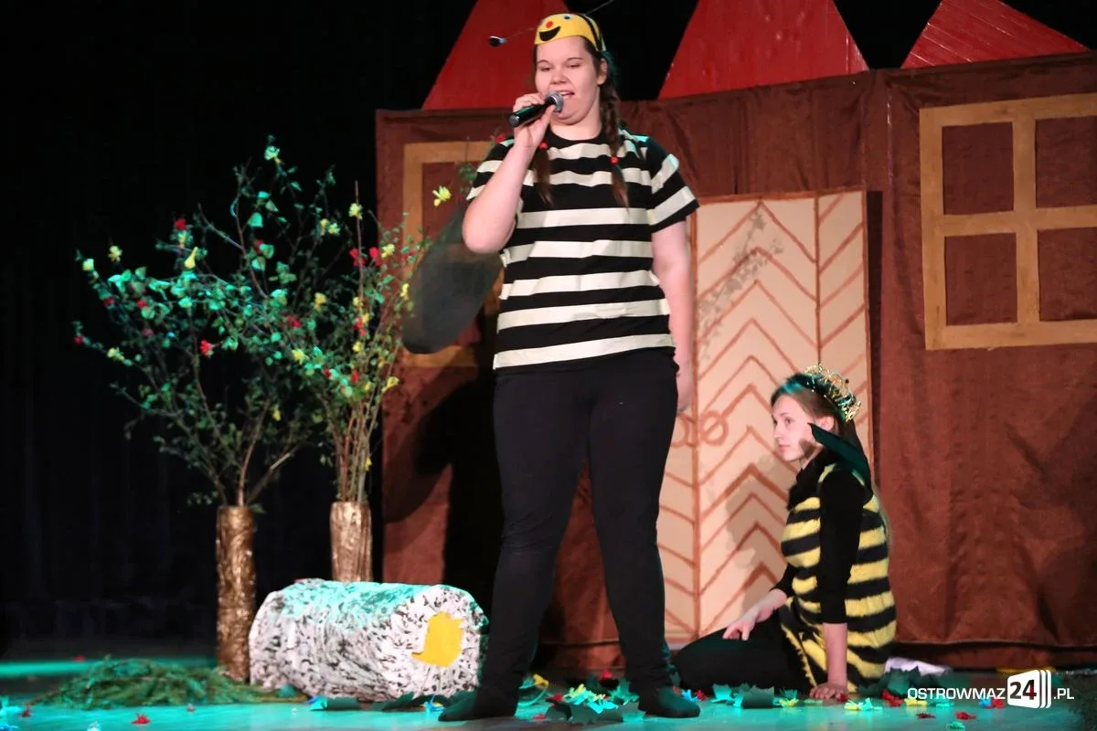 Teatr "Kadra Eli" z ostrowskiej szkoły laureatem festiwalu (zdjęcia, wideo)