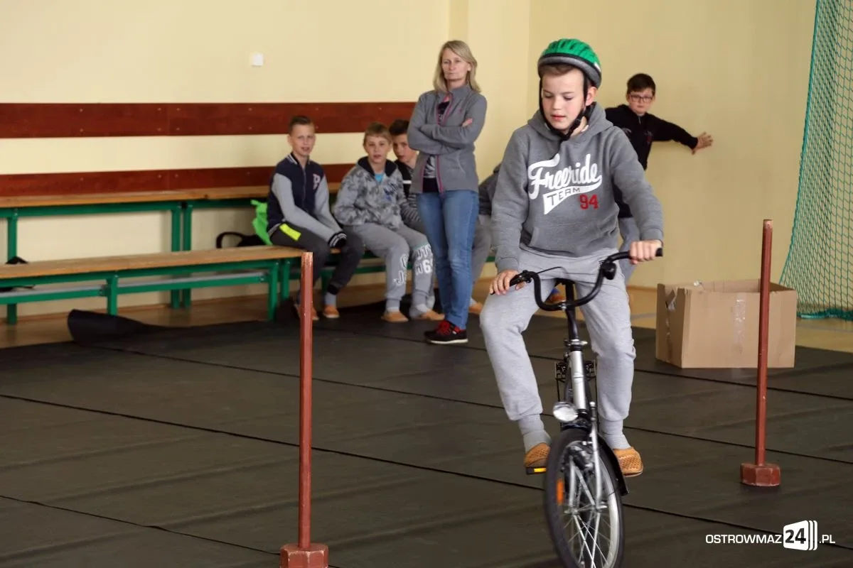 Widoczni i bezpieczni w Zarębach Kościelnych (zdjęcia, wideo)
