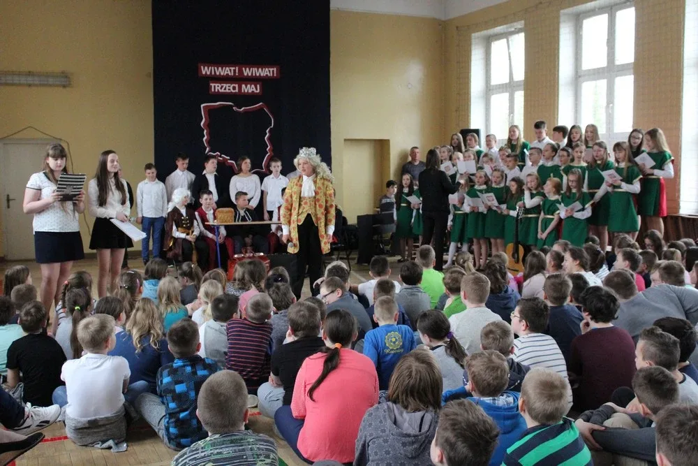 Historyczna konstytucja w murach Szkoły Podstawowej nr 1 (zdjęcia)