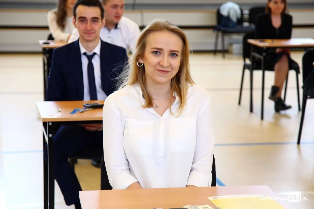 Drugi dzień zmagań maturzystów. Dziś "królowa nauk" (zdjęcia)
