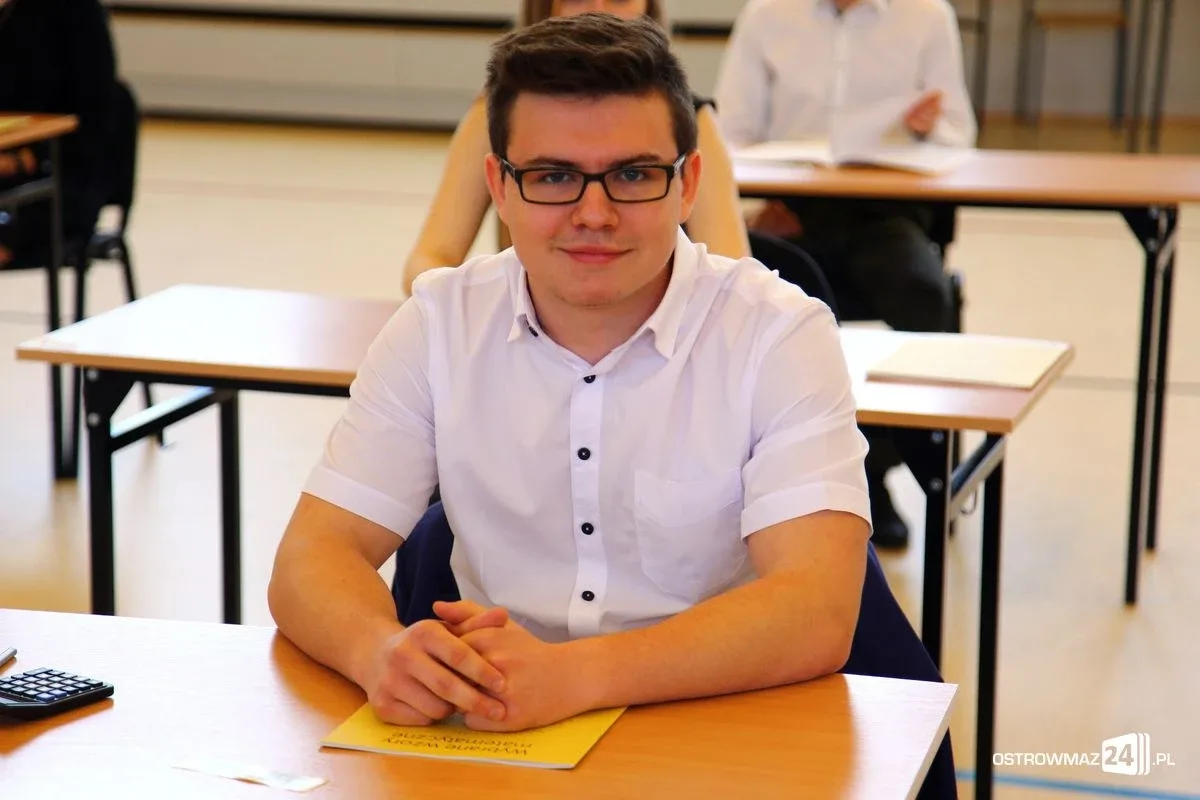 Drugi dzień zmagań maturzystów. Dziś "królowa nauk" (zdjęcia)