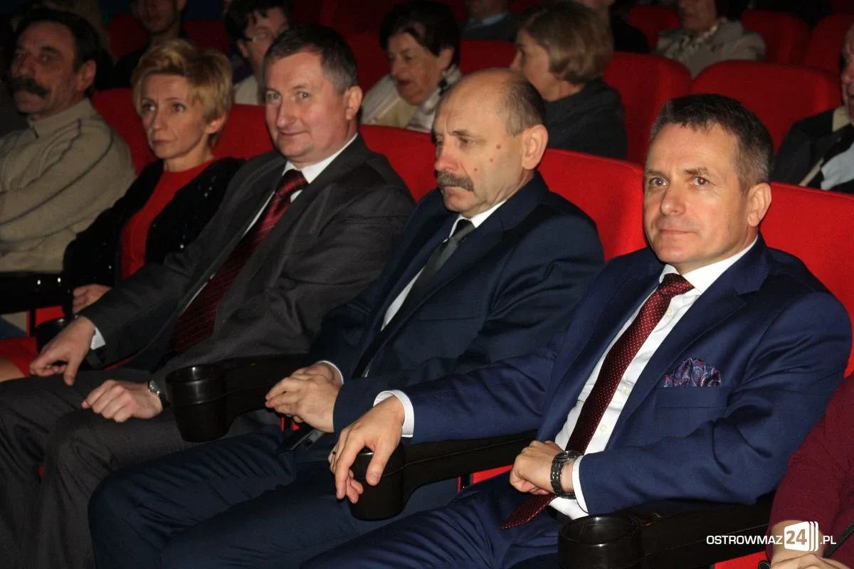 "Patriotyczny kalejdoskop" w MDK (zdjęcia, wideo)